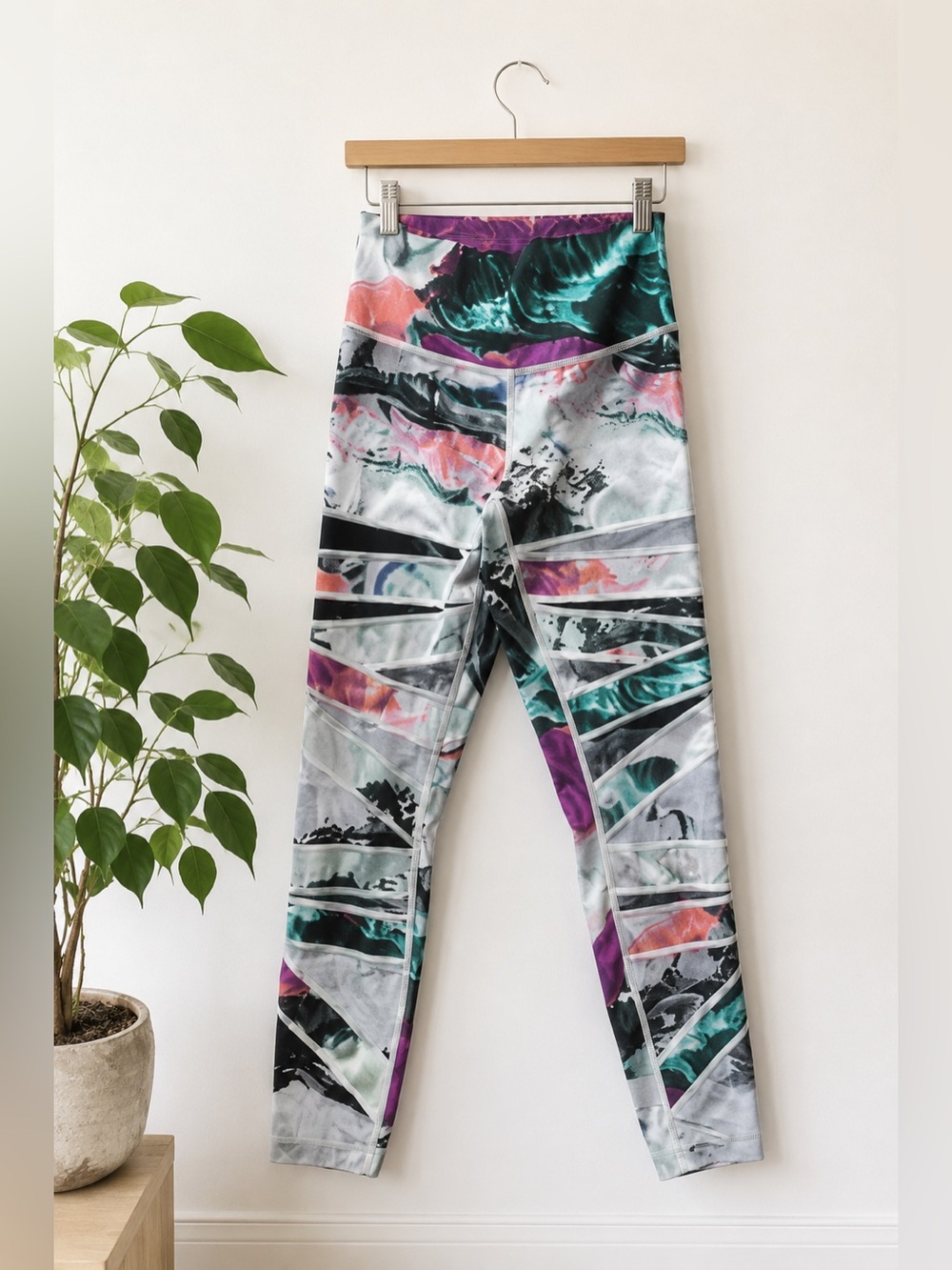 Lululemon High Times Pant 25 Sz 4 Pigment Wave Multi Luon High Rise Yoga Running